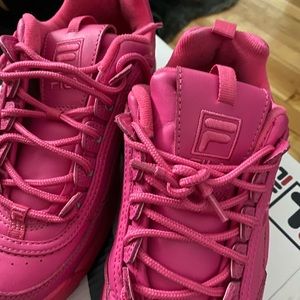 Fila pink
